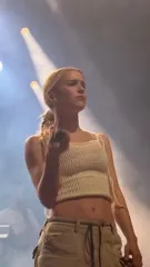 Pommelien Thijs - Video #250727
