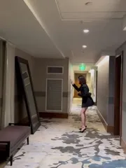 Zoey Deutch - LdaAFlsyS6a