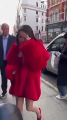 Selena Gomez - Video