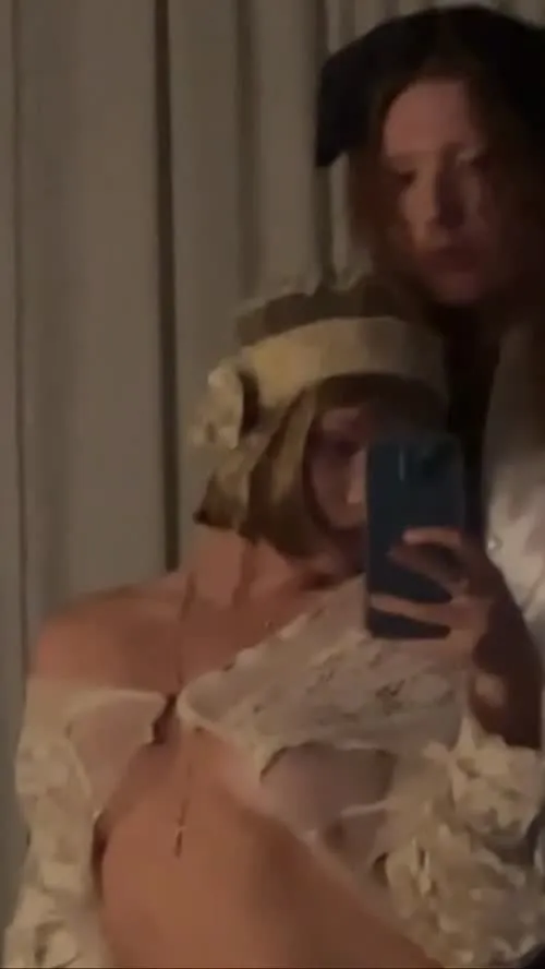Lexee Smith - Video