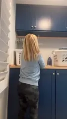 Angela Kinsey - Video
