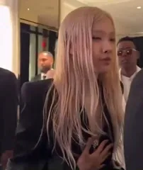 Rosé || Roseanne Park - BLΛƆKPIИK ( BLACKPINK ) - Video #340678