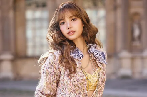 Lisa | BLΛƆKPIИK (Blackpink)