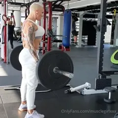 crazyxbody / musclegirlxxx - Video