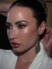 Demi Lovato - Video