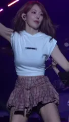 Sakura Miyawaki 宮脇 咲良 | LESSERAFIM - Video