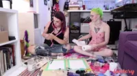 Lustery - E1694 Moxy and Verve art school sweethearts