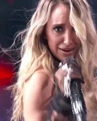 Lainey Wilson - LW Iheartawards Vid 1