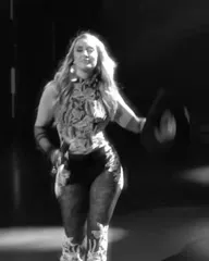 Lainey Wilson - LW Iheartawards Vid 2
