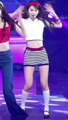 Sakura Miyawaki 宮脇 咲良 | LESSERAFIM - Video