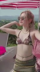 YUQI (Song Yuqi) i-dle (G)I-DLE - Video