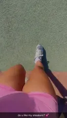 Halle Bailey - Video