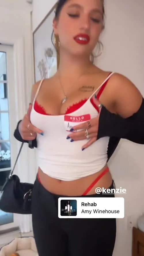 Mackenzie Ziegler - Video