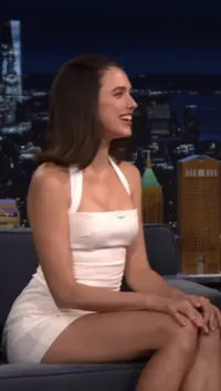 Margaret Qualley - Video #304194