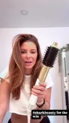 Maria Menounos - Video
