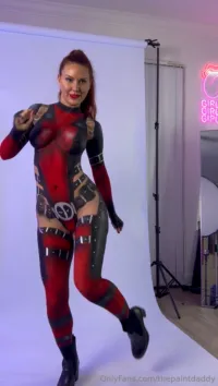 Superheroines - Marinavalmont Deadpool