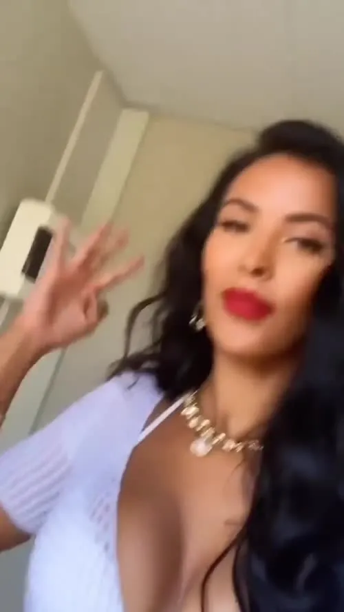 Maya Jama - Video