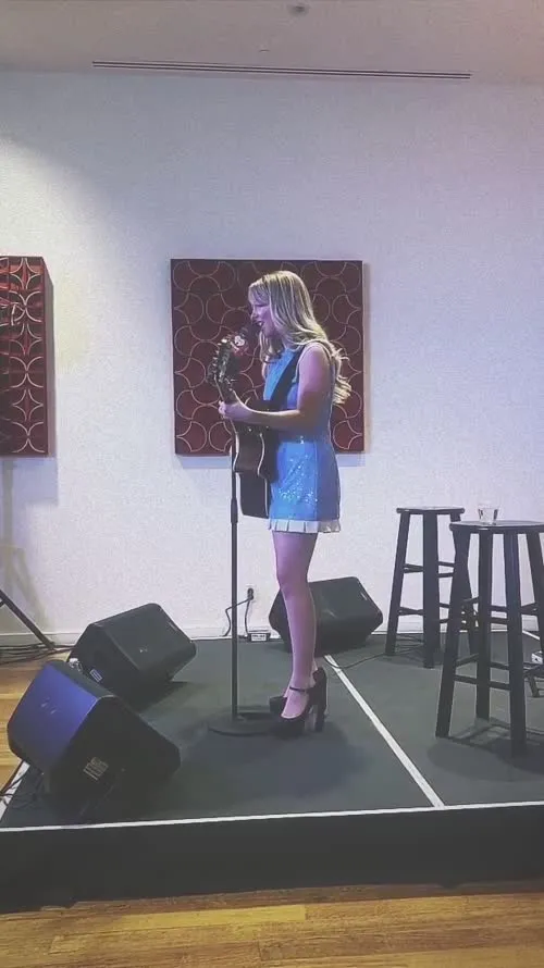 Mckenna Grace - Video