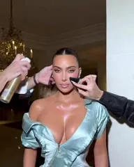 Kim Kardashian - Video #409533