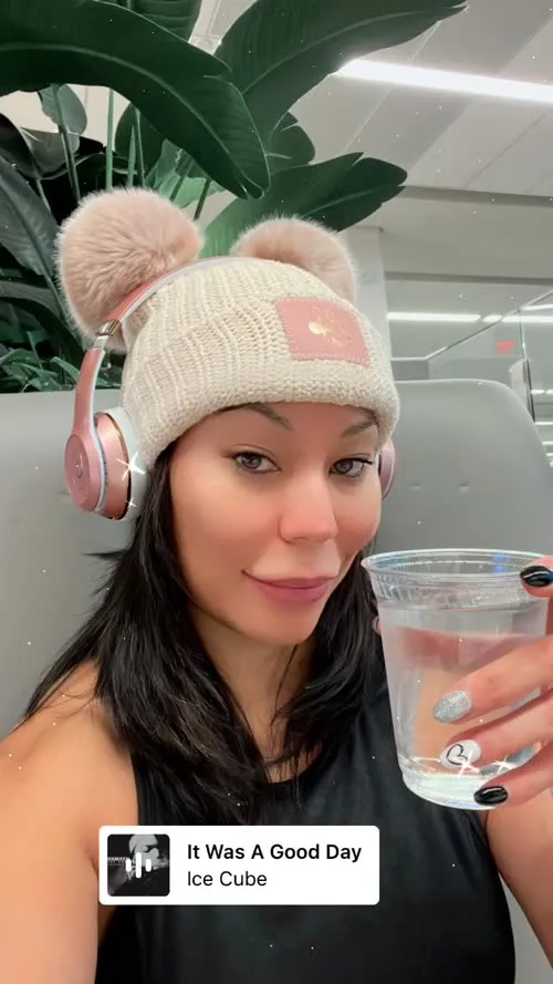 Mia Yim - Video