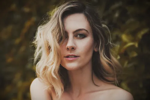Michaela Jill Murphy / Jessie Flowers