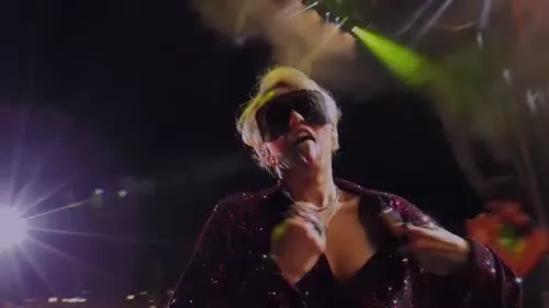 Miley Cyrus - Austin City Limits Festival (2021) 1080p WEB-DL AAC H.264-MELODiE-01.18.45.370-01.18.53.770 64e181ddd39a4