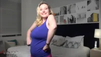 COSMID - Mim's in her yoga outfit