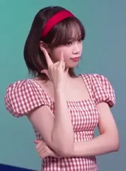 Kim Chaewon 김채원 [Le Sserafim] - Video #181163