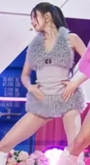 Minatozaki Sana (TWICE) - Video