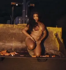 SZA | Solana Rowe - Mxiaow2wqgR