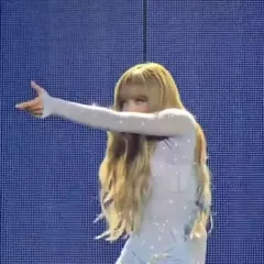 Lisa | BLΛƆKPIИK (Blackpink) - Video