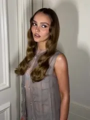 Lily-Rose Depp - Video