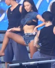 HWASA - Video