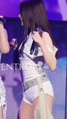 Huh Yunjin 허윤진 | LESSERAFIM - Oaewwji