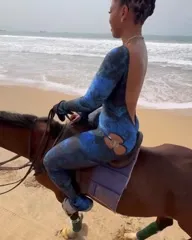 Chloe Bailey - Video