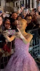 Ariana Grande - Video