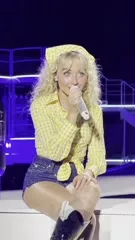 Sabrina Carpenter - Video