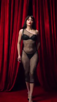 Olivia Cooke - Video