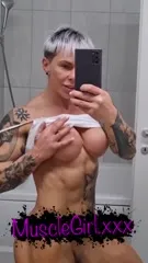 crazyxbody / musclegirlxxx - Video