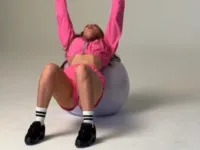 Millie Bobby Brown - Slow-mo