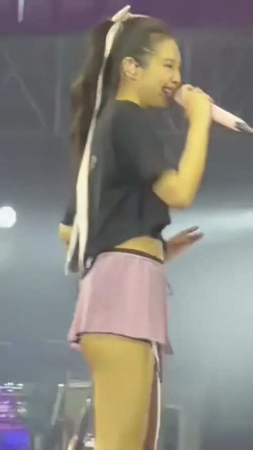 Jennie | BLΛƆKPIИK (Blackpink) - Video