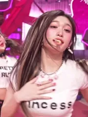 Lee Hyun-seo / 이서 LEESEO (IVE) - Video #76960