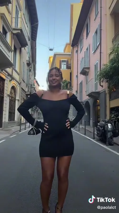 Paola Locatelli - Video #71264