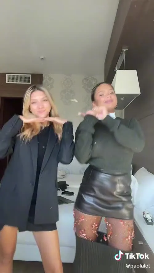 Paola Locatelli - Video