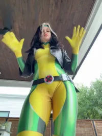 Superheroines - Peachjars Rogue