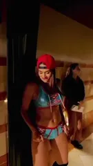 Stephanie Vaquer - Video