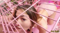 Della Cate - Pink room Ep. 14 Della Cate gets throatfucked & creampied