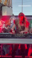 Victoria De Angelis (Maneskin bassist) - PLMQSH7 r6s