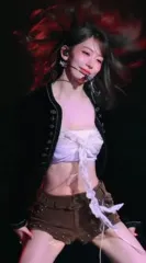 Sakura Miyawaki 宮脇 咲良 | LESSERAFIM - Video