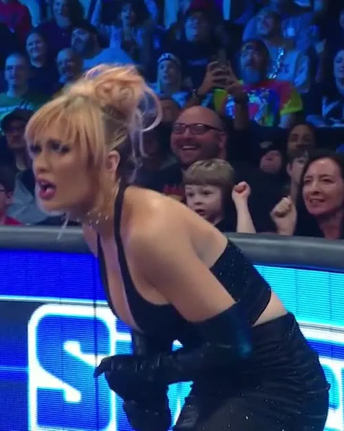 Scarlett Bordeaux - Video